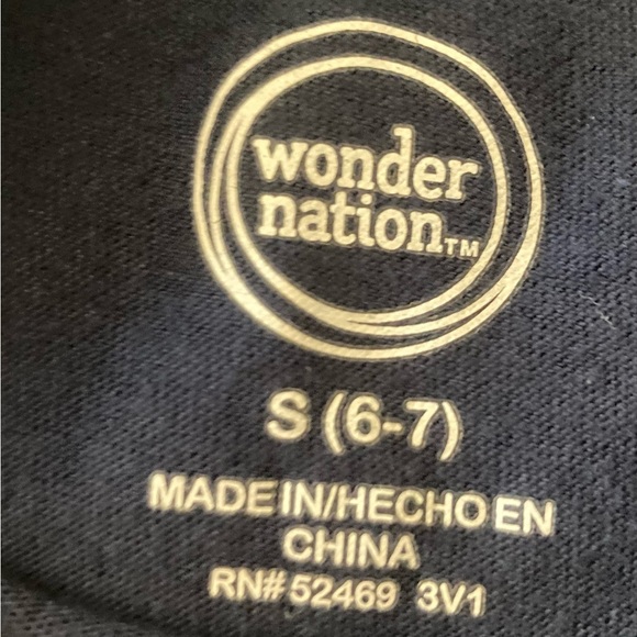 Boys old navy (3) shirt bundle size 6/7 - Picture 9 of 11